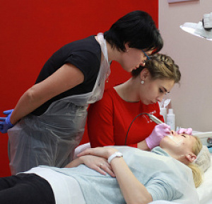 Basic training course for permanent makeup masters